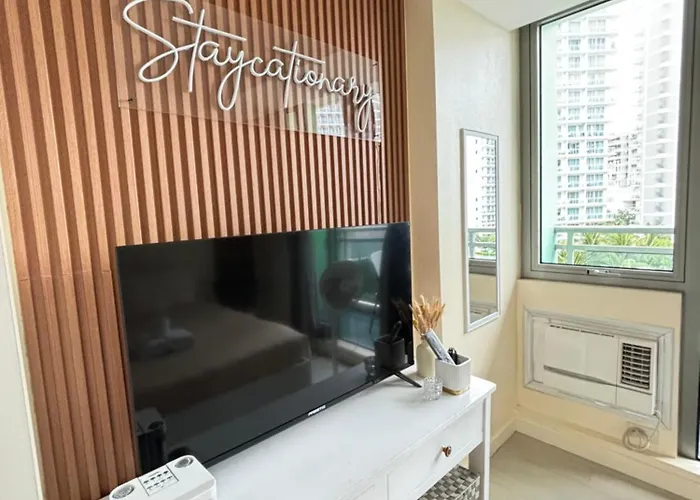 Aparthotel Positano Tower View With Ps4 - Azure Paranaque